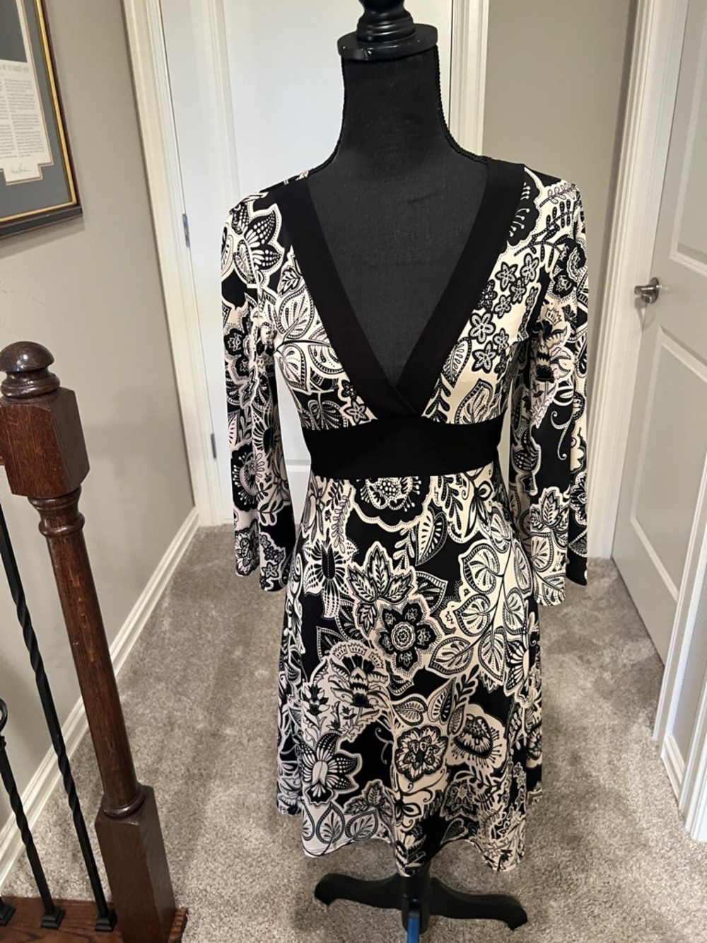 Charlotte Russe Black & Beige Floral V-Neck Empire Waist Dress